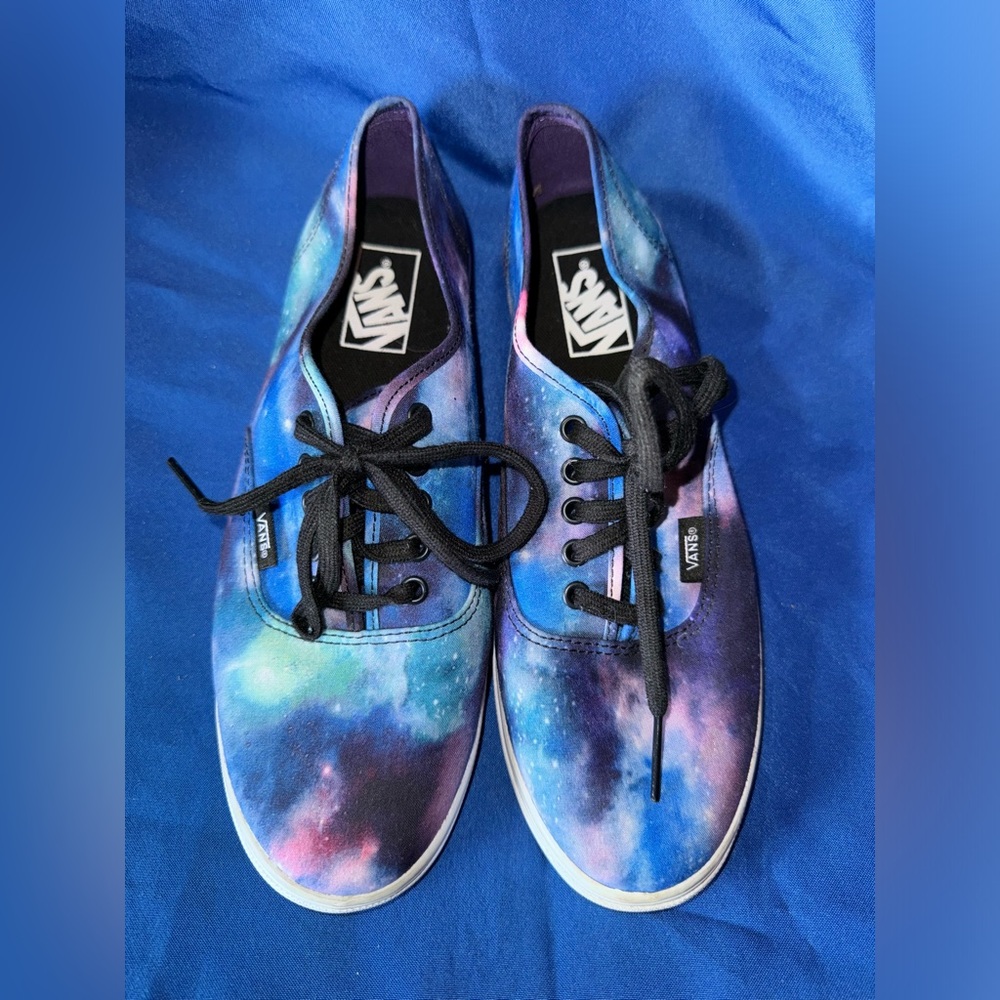 VANS Galaxy Women’s Canvas Sneakers size 9
